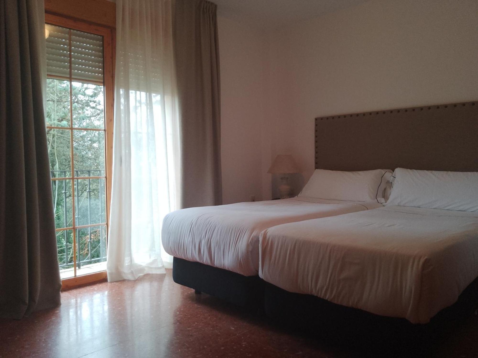Hotel Tugasa El Almendral Setenil De Las Bodegas Extérieur photo